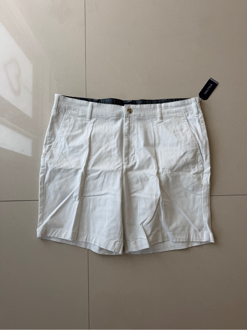 Nautica Men’s Deck Short / Classic Fit
